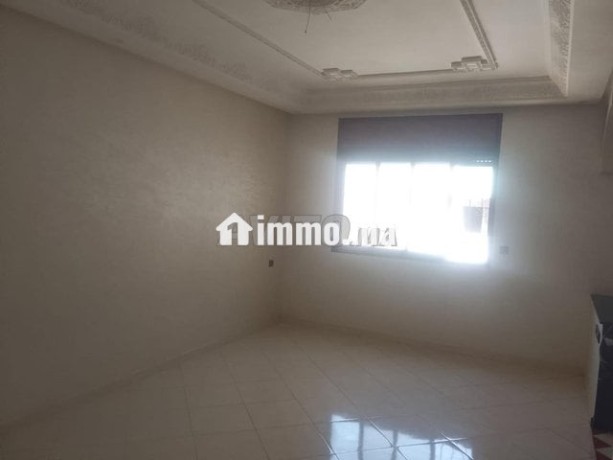 appartement-vide-mercedes-big-2
