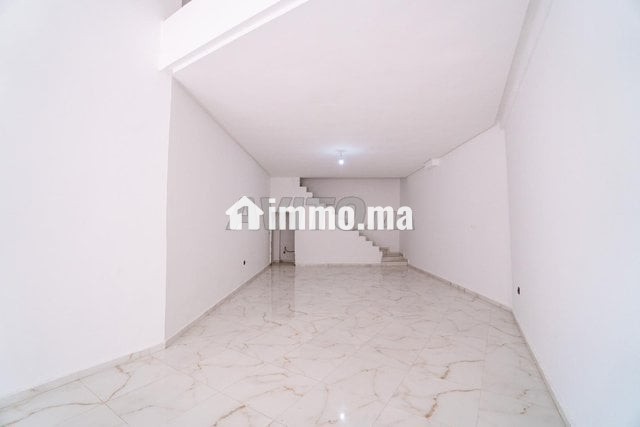 magasin-n11-de-104m2-a-vendre-a-sidi-maarouf-big-2