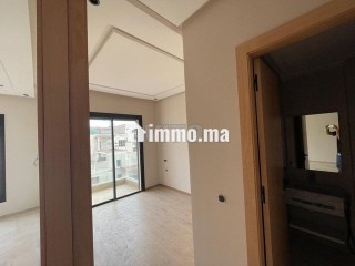 studio-pour-location-a-oasis-neuf-de-51-m2