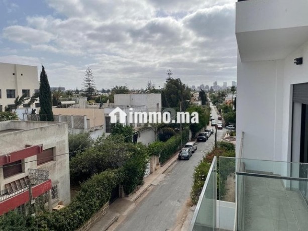 studio-pour-location-a-oasis-neuf-de-51-m2-big-2