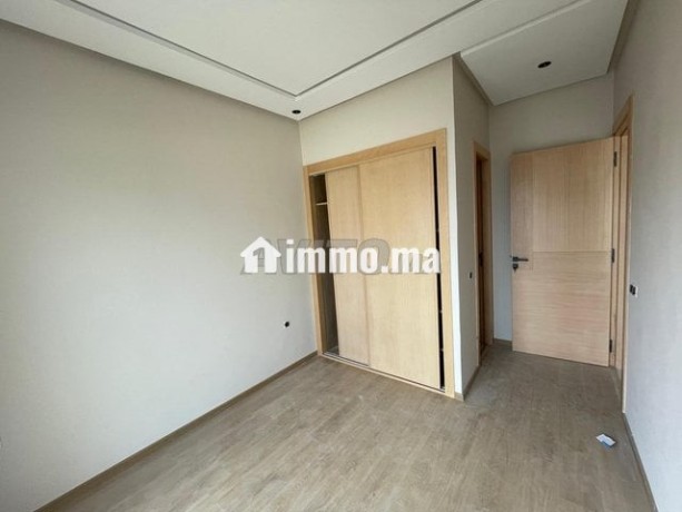 studio-pour-location-a-oasis-neuf-de-51-m2-big-4