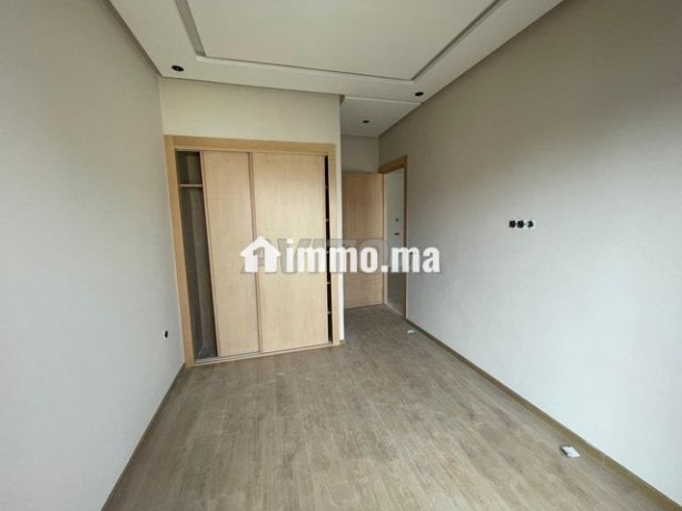 studio-pour-location-a-oasis-neuf-de-51-m2-big-6