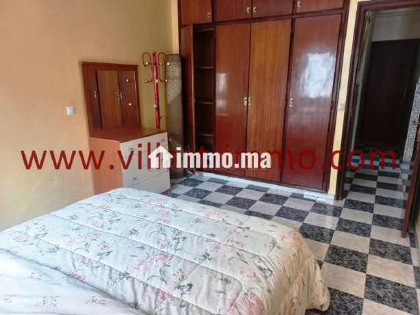 appartement-spacieux-situe-en-plein-centre-ville-big-11