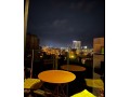 studio-spacieux-avec-une-vue-sur-les-twin-small-3