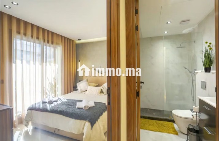appartement-ensoleille-avec-balcon-dans-le-quartier-anime-de-casablanca-big-8