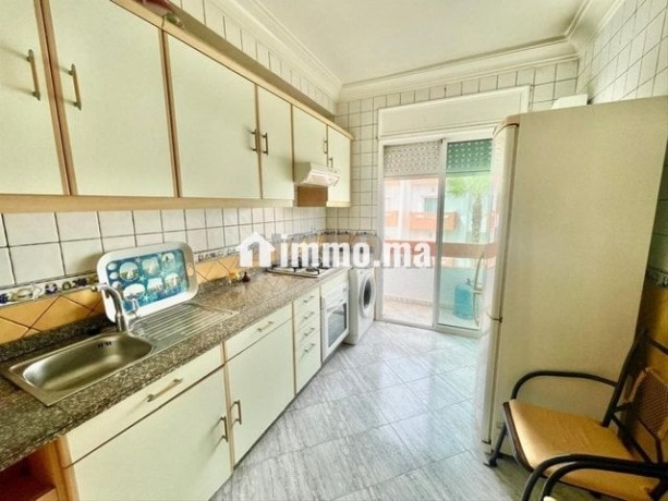appartement-meuble-80-m2-a-deux-pas-de-la-mer-big-6