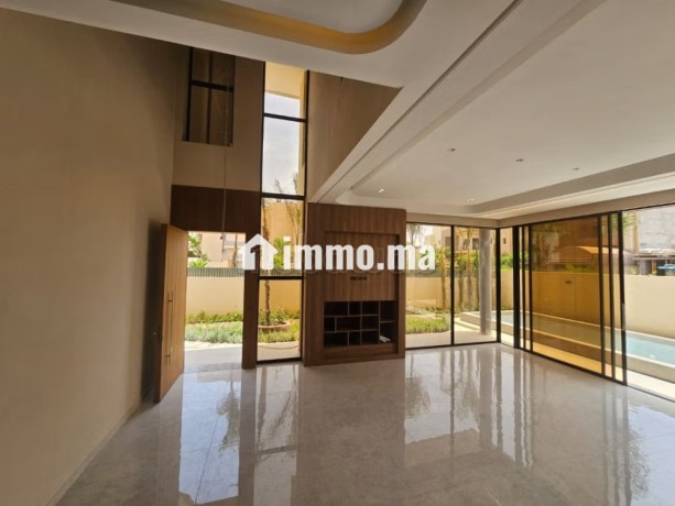 villa-a-vendre-a-targa-400m2-avec-piscine-big-5