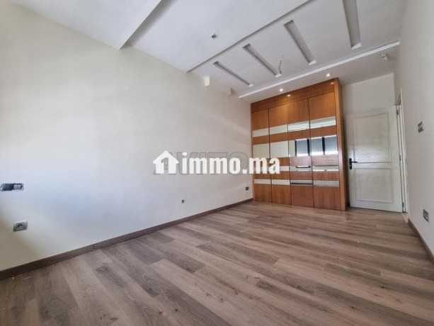 appartement-a-louer-132-m2-a-casablanca-big-9