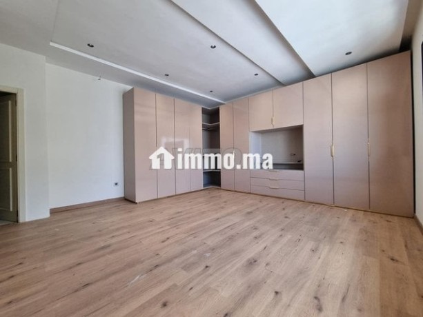 appartement-a-louer-132-m2-a-casablanca-big-12