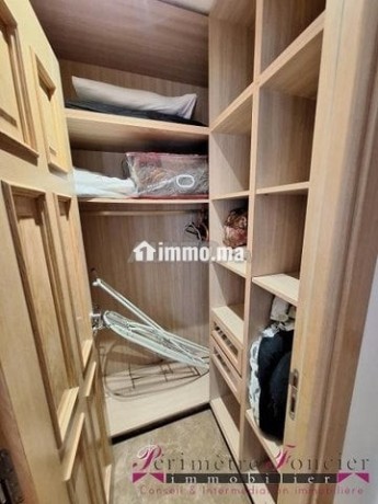 racine-joli-studio-meuble-a-louer-50-m2-big-8