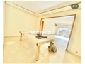 a-louer-appartement-au-triangle-d-or-avec-terrass-small-9
