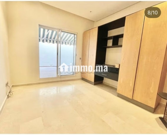 a-louer-appartement-au-triangle-d-or-avec-terrass-big-1