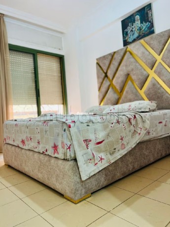 location-dun-appartement-a-gueliz-2-belles-chambres-garage-et-terrasse-big-11