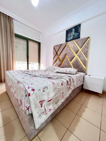 location-dun-appartement-a-gueliz-2-belles-chambres-garage-et-terrasse-big-7