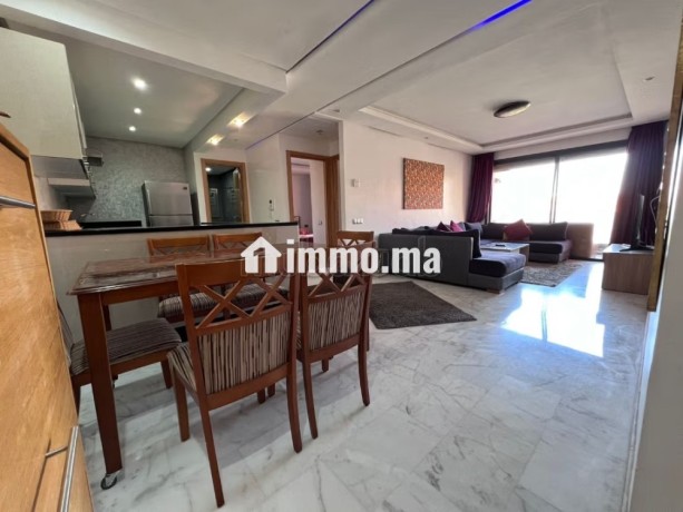 appartements-a-louer-a-gueliz-2-pieces-confortables-salon-traditionnel-et-systeme-dantenne-parabolique-big-4