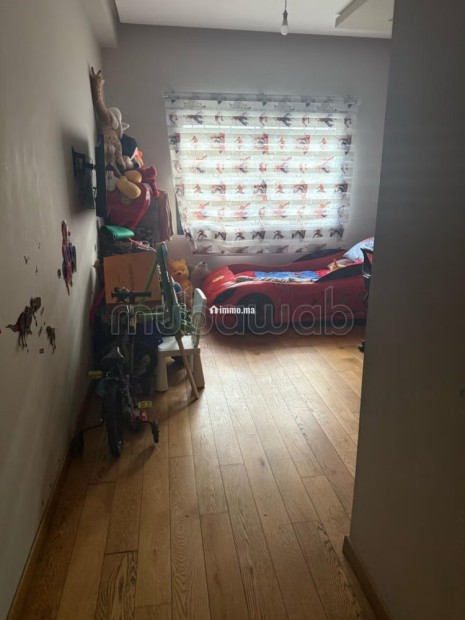 Appartement RDC lumineux avec terrasse et parking - Vente Immobilier - Casablanca - photo 3