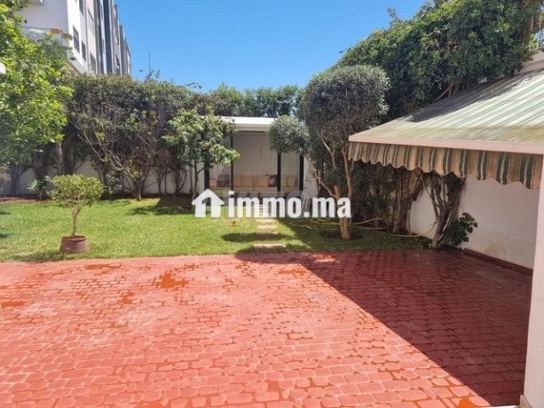 appartement-avec-140-m2-de-jardin-big-1