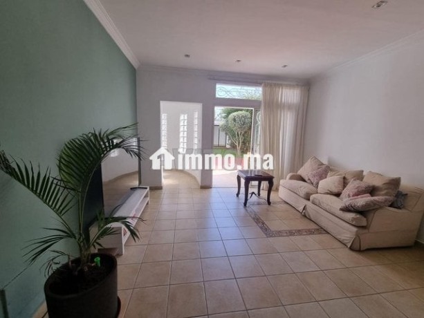appartement-avec-140-m2-de-jardin-big-4