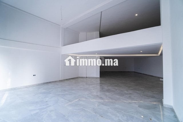 magasin-n-1-de-161-m2-a-vendre-a-sidi-maarouf-big-3