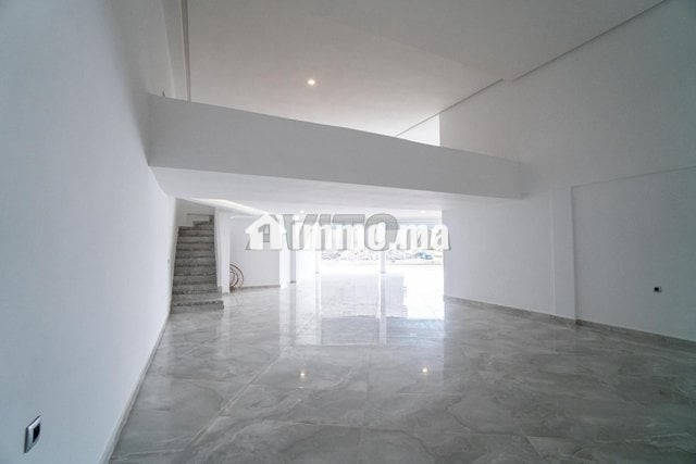 magasin-n-1-de-161-m2-a-vendre-a-sidi-maarouf-big-4