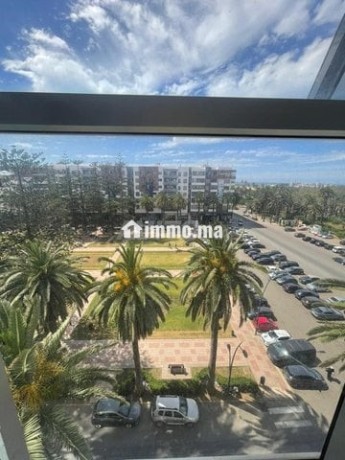 plateau-bureau-117-m2-vue-sur-parc-big-0