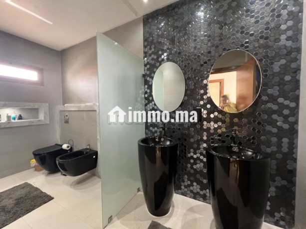 villa-de-luxe-a-vendre-a-plage-oued-cherrat-6-chambres-meuble-big-14