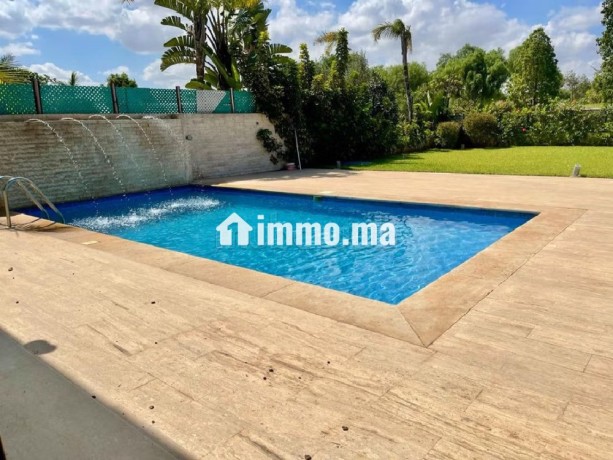 location-villa-vide-front-du-golf-bouskoura-casa-big-1