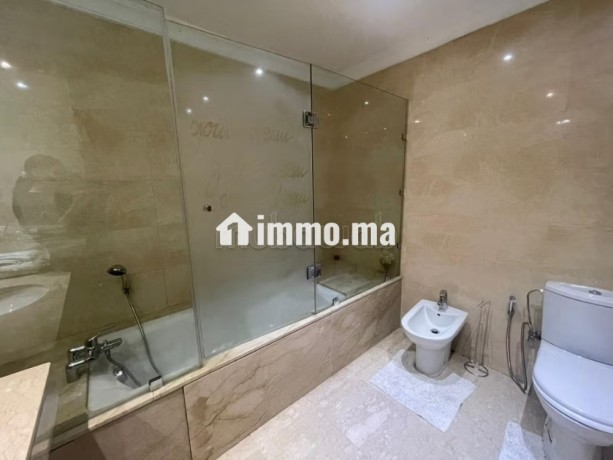louez-cet-appartement-a-maarif-extension-3-pieces-bien-meuble-big-10