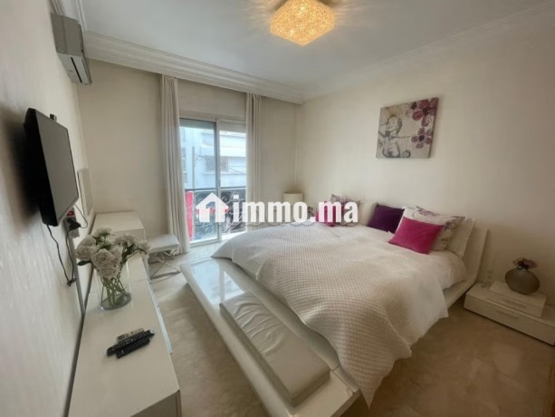 louez-cet-appartement-a-maarif-extension-3-pieces-bien-meuble-big-8