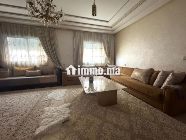 maison-a-la-vente-a-mesnana-3-belles-chambres-salon-traditionnel-et-porte-blindee-big-3