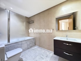 Très bel appartement à vendre à Harhoura - Appartement à vendre