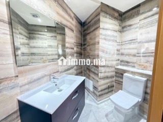 Très bel appartement à vendre à Harhoura - Appartement à vendre