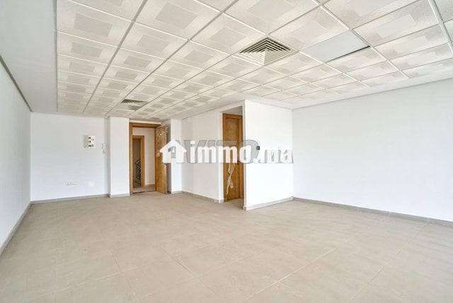 plateaux-bureaux-de-haut-standing-de-76-a-6000-m2-big-11