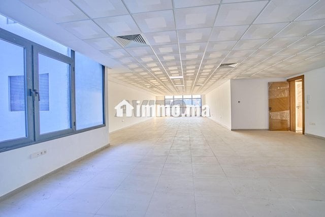plateaux-bureaux-de-haut-standing-de-76-a-6000-m2-big-1