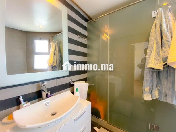 cosy-studio-meuble-a-la-marina-casablanca-big-8