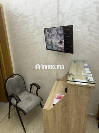 bureau-a-louer-ascenseur-immeuble-professionel-big-8