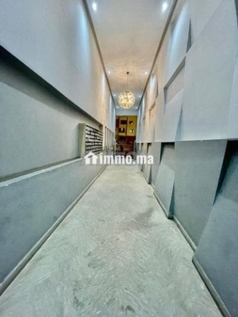 appart-100m-meuble-dont-terrasse-maarif-ex-big-11
