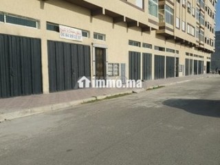 magasin-61m2-et-27m2-soupente-a-bouznika