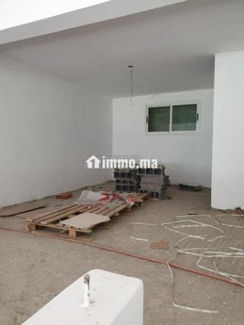 magasin-61m2-et-27m2-soupente-a-bouznika-big-2