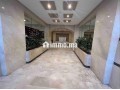 chic-appartement-luxe-pres-de-city-mall-small-12