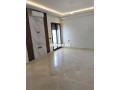 studio-a-louer-quartier-des-hopitaux-small-1