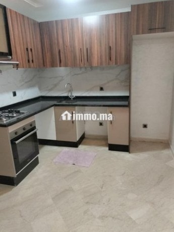 studio-a-louer-quartier-des-hopitaux-big-4