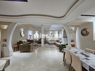 Vente d'un bel appartement à Sala el Jadida. 4 pièces confortables. Fenêtres double vitrage - Appartement à vendre