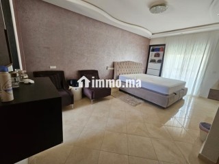 Vente d'un bel appartement à Sala el Jadida. 4 pièces confortables. Fenêtres double vitrage - Appartement à vendre