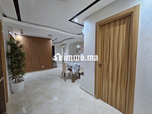 vente-dun-bel-appartement-a-sala-el-jadida-4-pieces-confortables-fenetres-double-vitrage-big-1