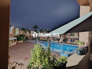 piscine-dans-la-residance