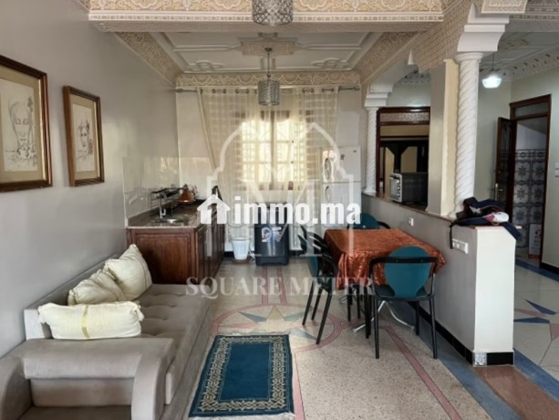 immeuble-avec-restaurant-et-2-appartements-meubles-big-3