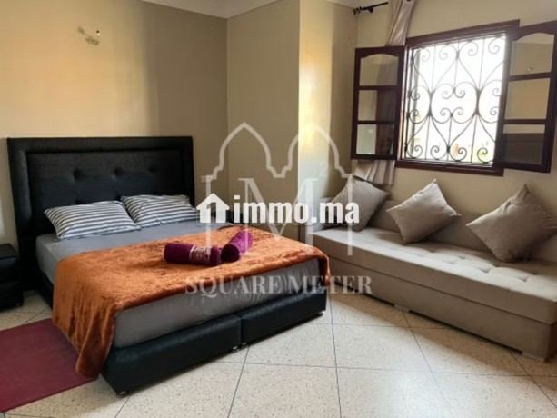 immeuble-avec-restaurant-et-2-appartements-meubles-big-5