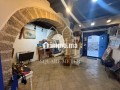 local-exploitation-galerie-et-salon-de-the-small-3