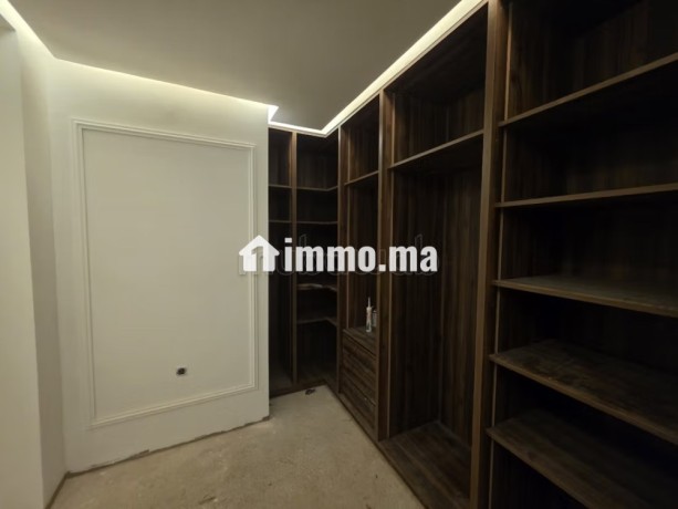 exclusivite-villa-contemporaine-de-prestige-a-vendre-sur-le-golf-de-noria-vue-atlas-imprenable-big-14